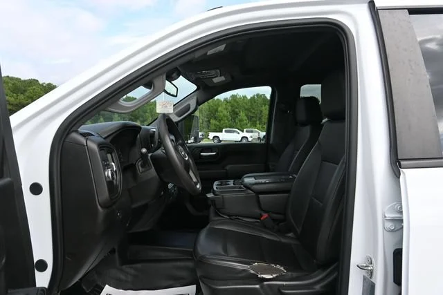 Used 2024 Summit White GMC Pro image 7
