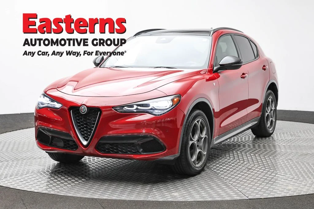 Used 2024 Red Alfa Romeo Ti image 1