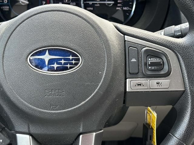 Used 2018 Silver Subaru 2.5i Premium image 23
