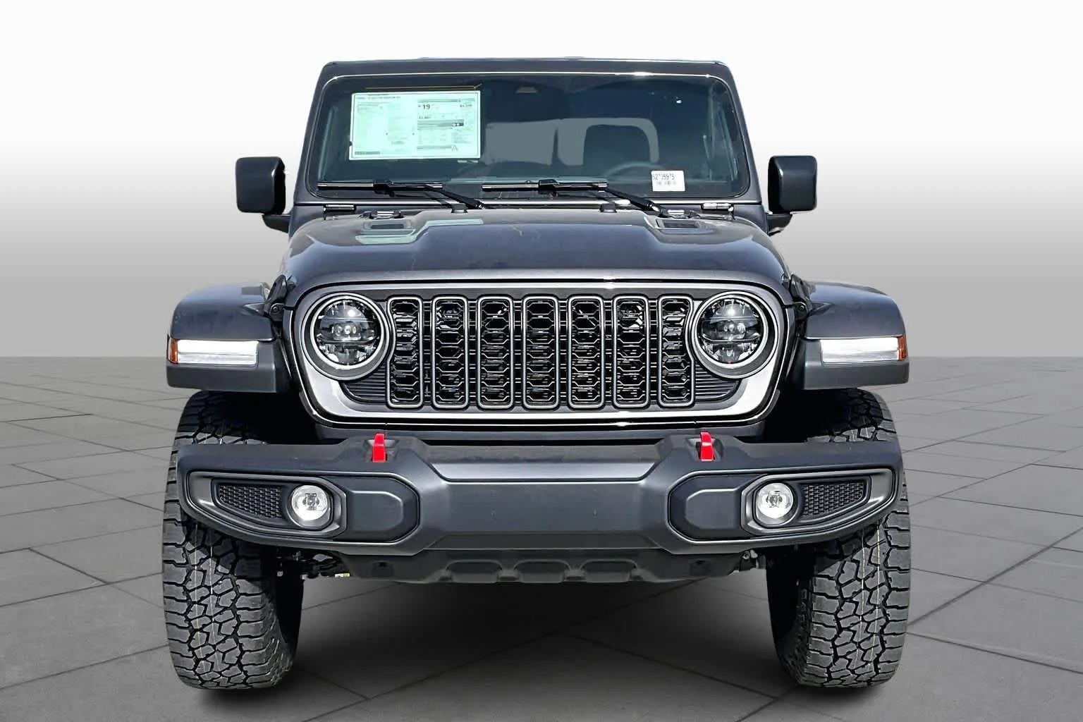 New 2026 Granite Crystal Metallic Clear-Coat Exterior Paint Jeep Rubicon image 4