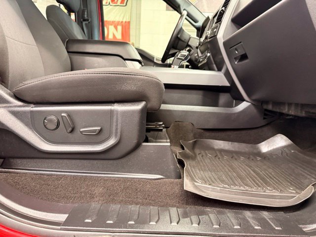 Used 2019 Red Ford XL image 29