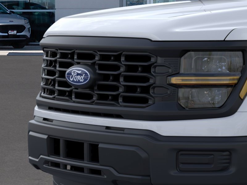 New 2026 Oxford White Ford XL image 18