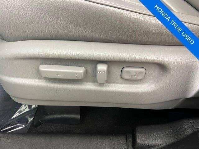 Certified Used 2019 Modern Steel Metallic Honda EX-L image 16