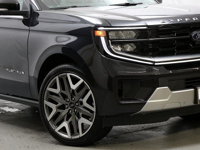 New 2025 Dark Matter Gray Metallic Ford Platinum® MAX image 3