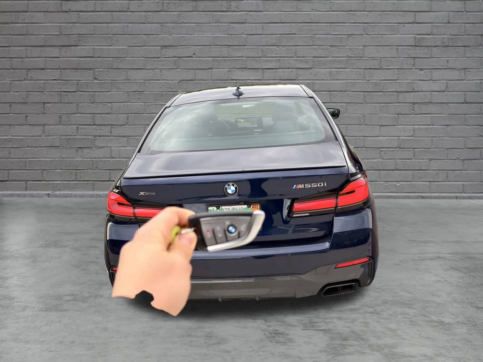 Used 2022 Tanzanite Blue II Metallic BMW M550i xDrive image 6