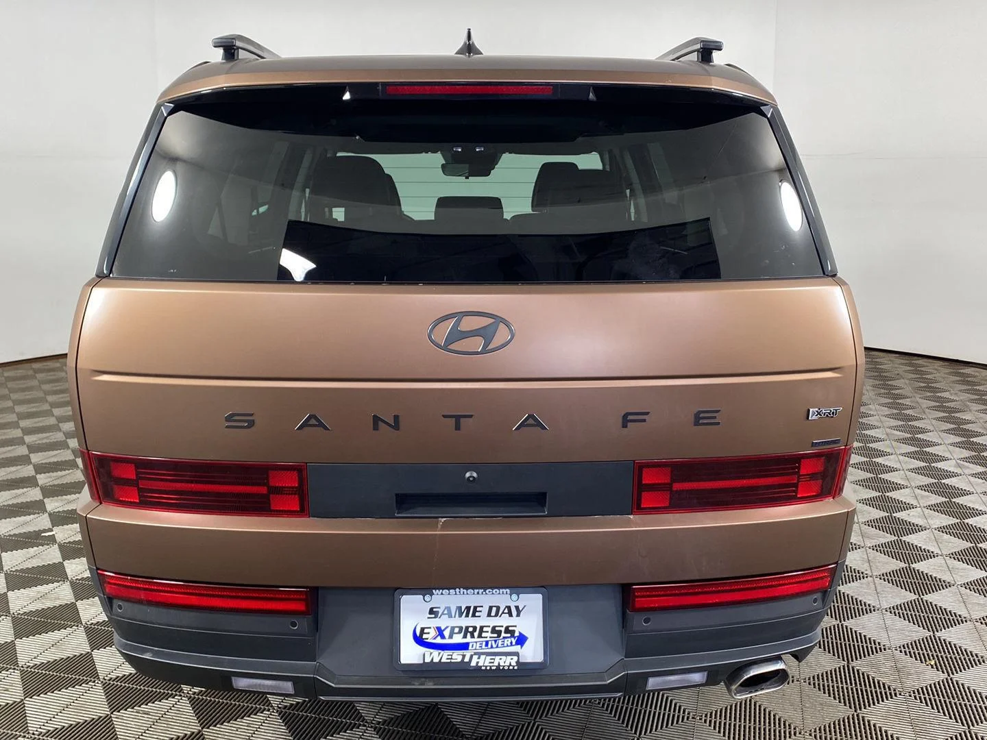 Used 2024 Earthy Brass Matte Hyundai XRT image 8