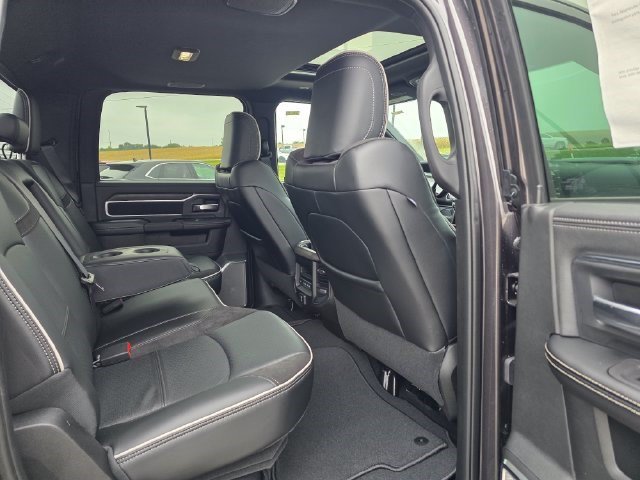 New 2026 Granite Crystal Metallic Clear-Coat Exterior Paint RAM Laramie image 12
