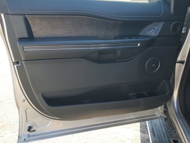 Used 2020 Silver Ford Limited image 8