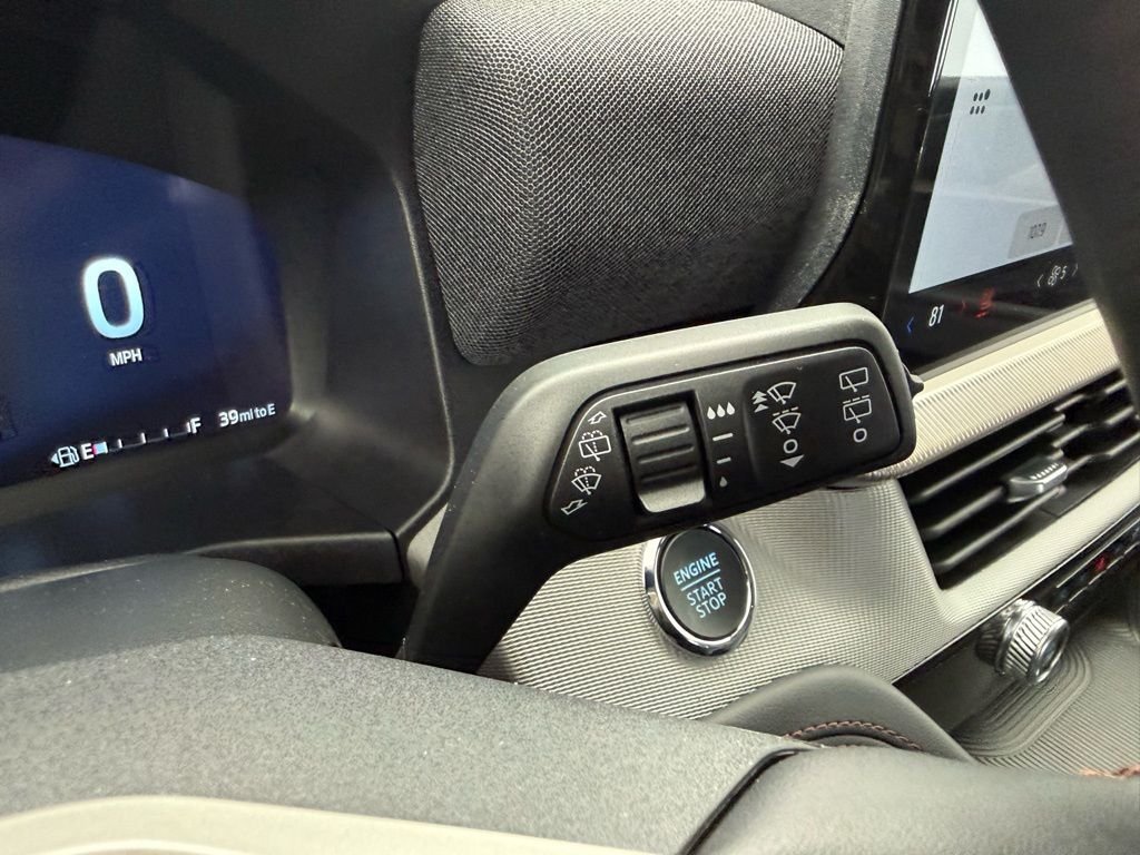 New 2026 Agate Black Metallic Ford Active image 28