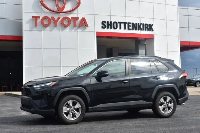 Used 2025 Black Toyota XLE image 1