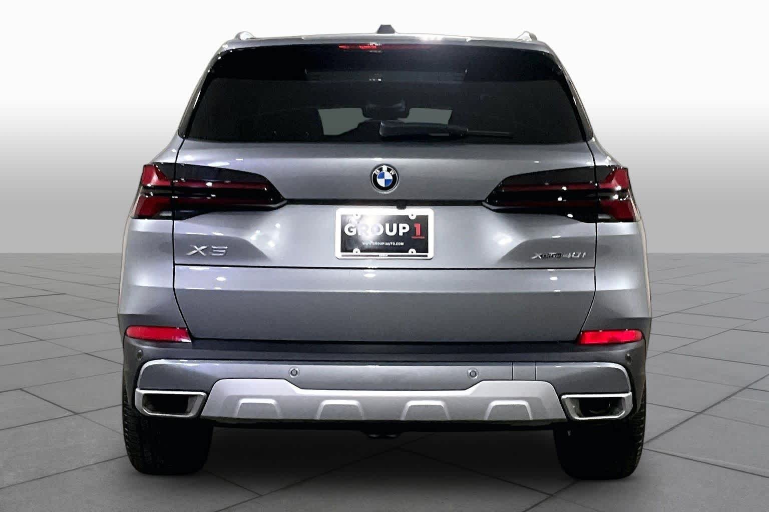 Certified Used 2024 Skyscraper Grey Metallic BMW xDrive40i image 4