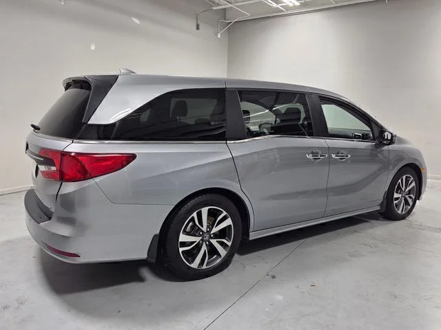 Used 2023  Honda Touring image 27