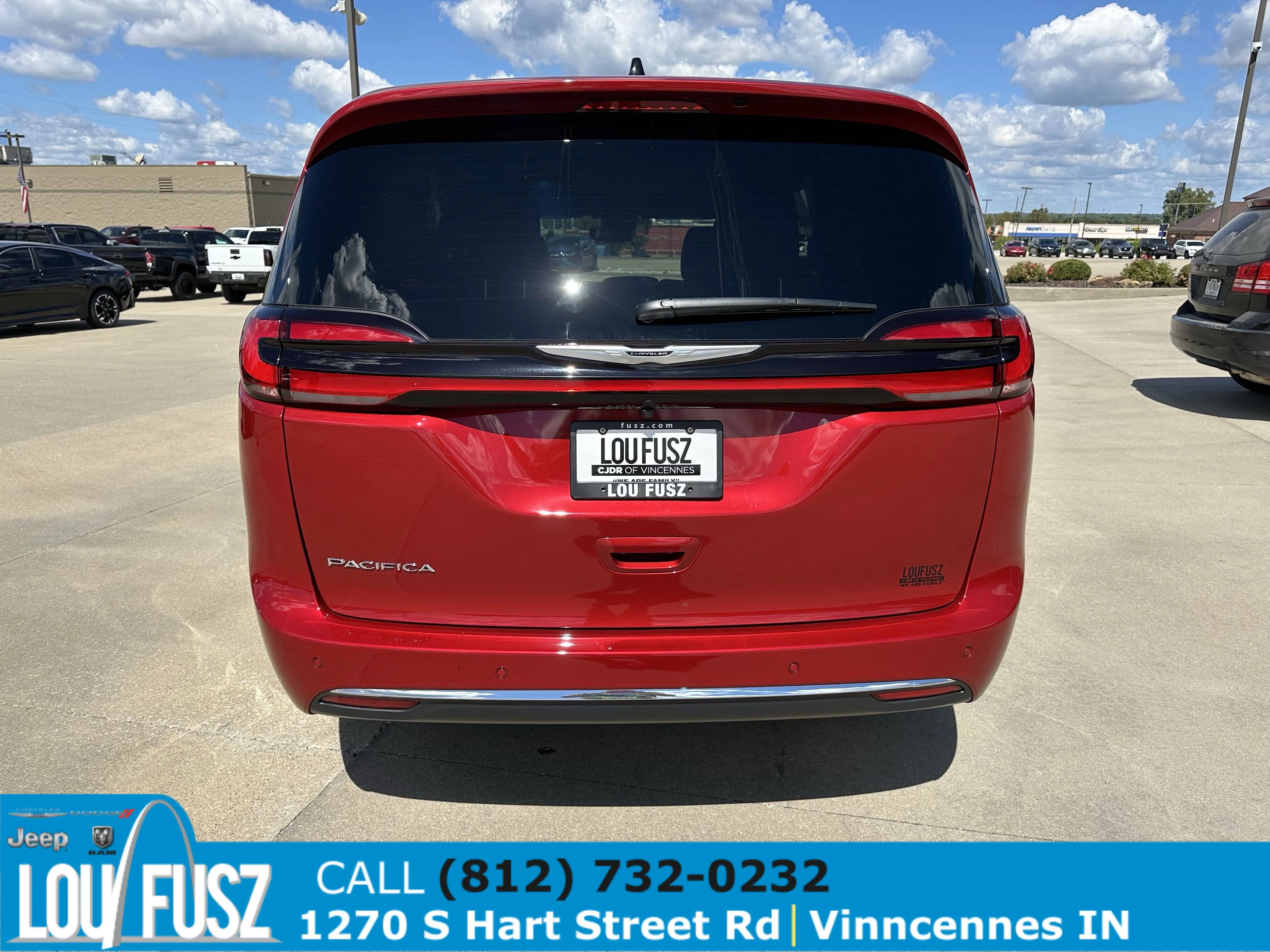 New 2026 Red Hot Pearl-Coat Exterior Paint Chrysler Select image 3