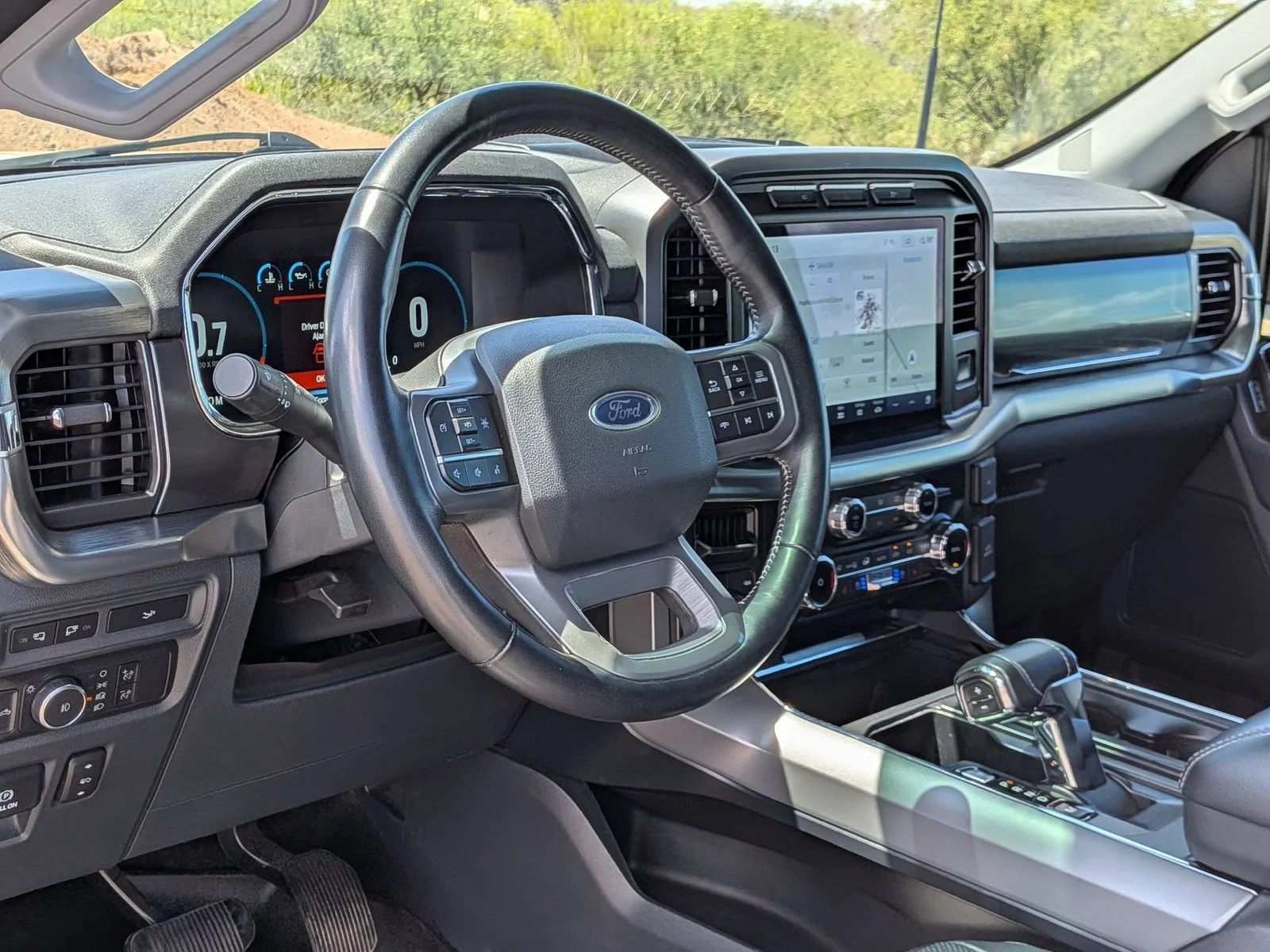 Certified Used 2022 White Metallic Ford Lariat image 13