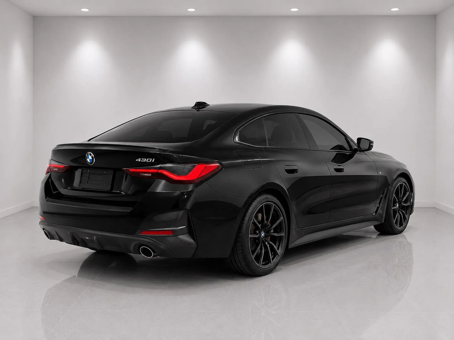 Used 2022 Black Sapphire Metallic BMW 430i image 5