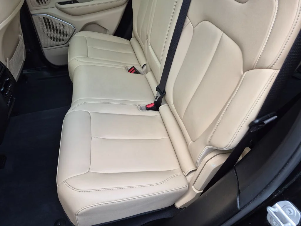 Used 2023 Black Jeep 4xe image 25