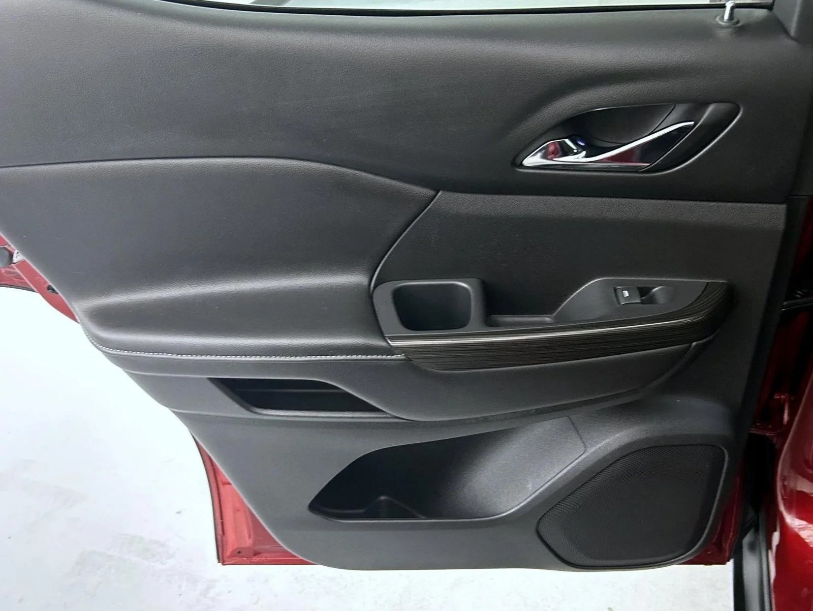 Used 2018 Red GMC SLT-1 image 22