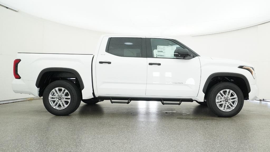 New 2026 Ice Cap Toyota SR5 image 13