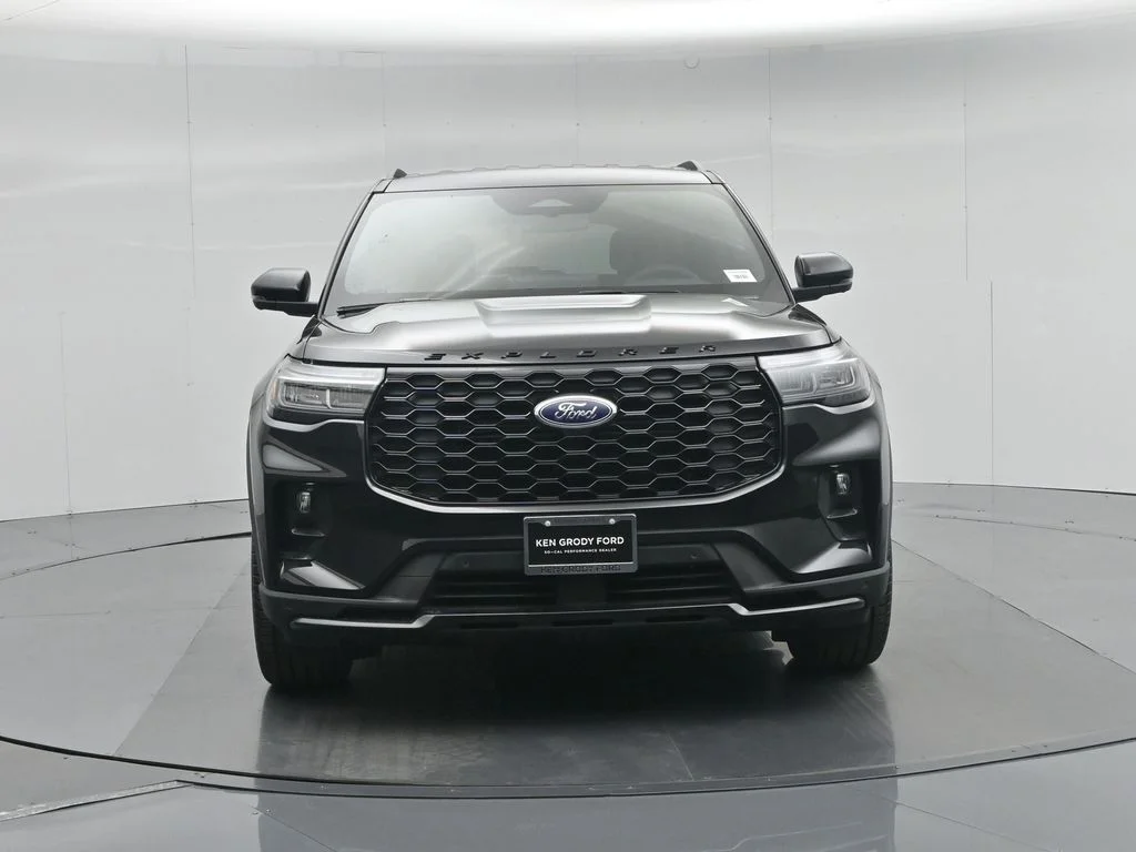New 2026 Agate Black Metallic Ford ST-Line image 52