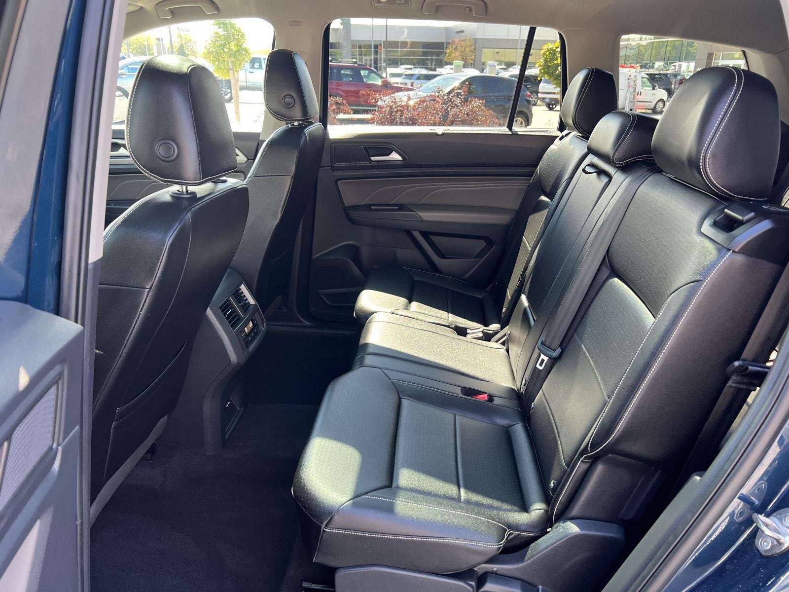 2023 Volkswagen Atlas SE w/Tech - Photo 26