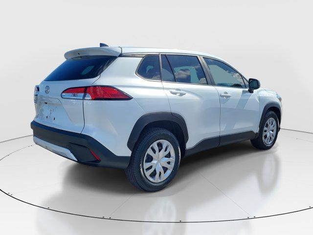 Certified Used 2023 WIND CHILL PEARL Toyota  image 6