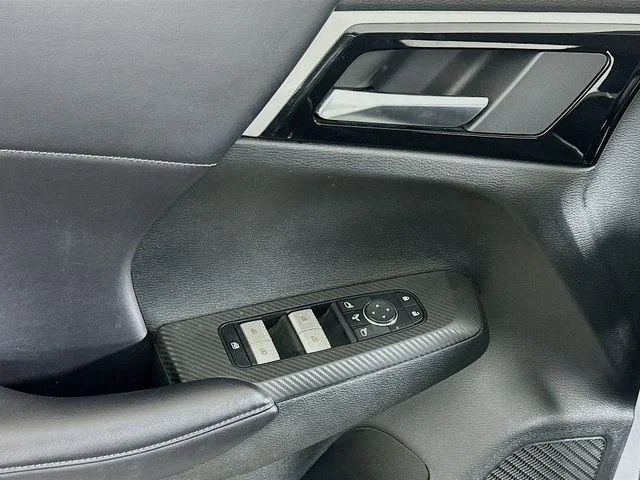 Certified Pre-Owned 2024 Mitsubishi Outlander SE