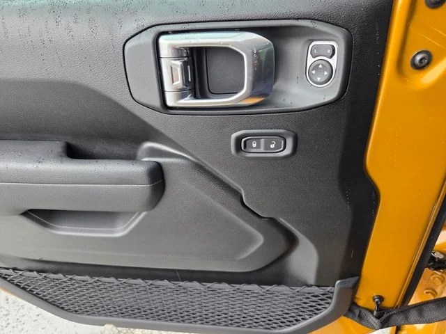 New 2026 Goldilocks Exterior Paint Jeep Sport S image 25
