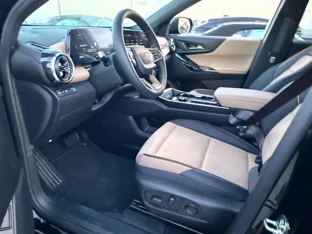New 2027 Mosaic Black Metallic Chevrolet ACTIV image 7