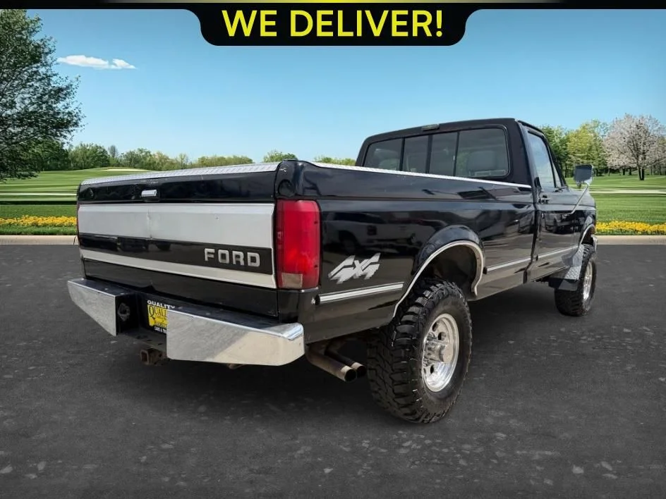 Used 1992  Ford Custom HD image 5