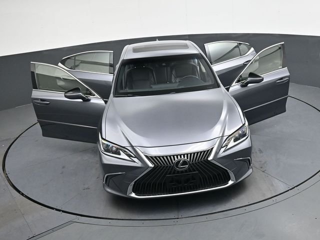 Used 2019 Gray Lexus 350 image 34