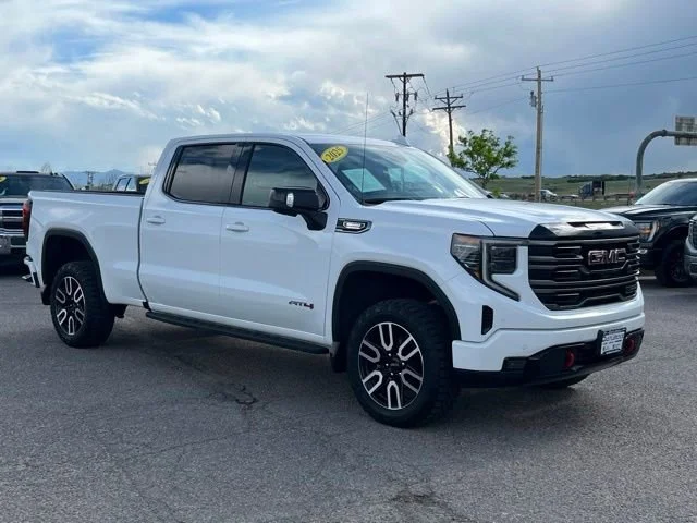 Used 2025 Summit White GMC AT4 image 8
