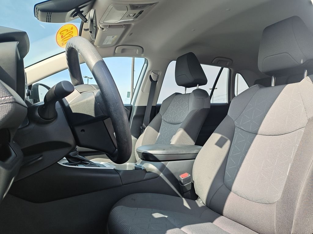 Used 2025 White Toyota XLE image 13
