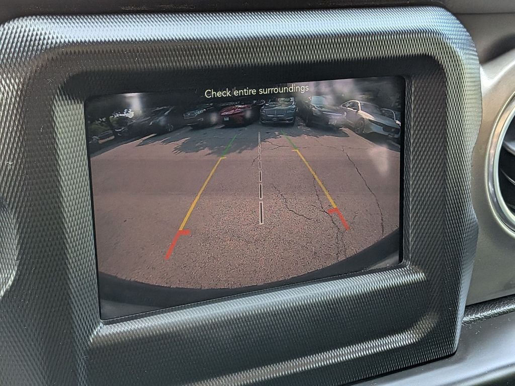 Used 2018 Gray Jeep Unlimited Sahara image 6