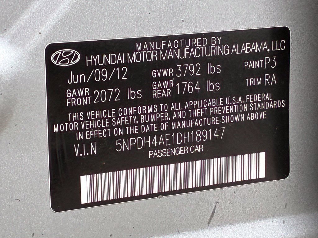 Used 2013 Gray Hyundai GLS image 32