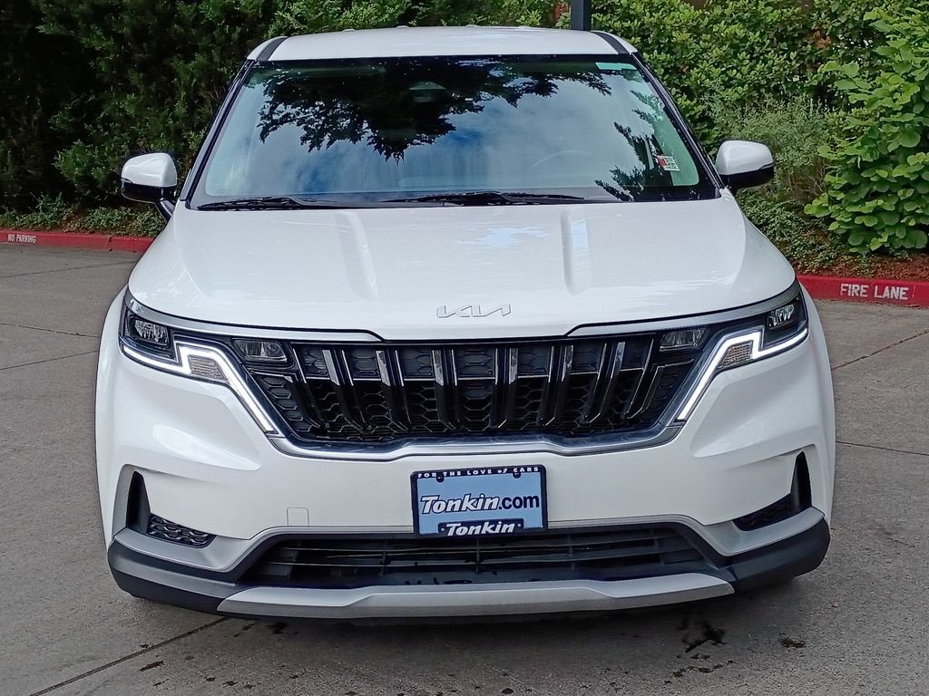 Used 2022 Snow White Pearl Kia LXS image 13