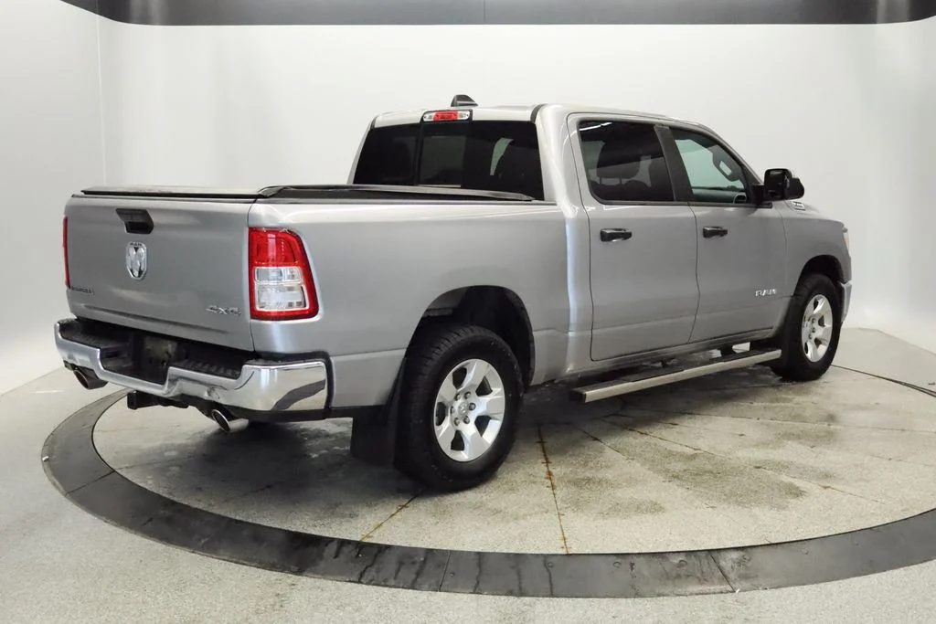 Certified Used 2024 Silver Ram Big Horn/Lone Star image 6