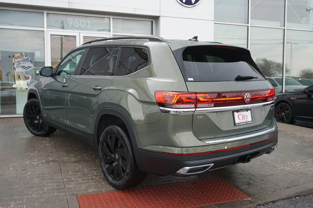 New 2026 Green Volkswagen 2.0T SE w/Technology image 7