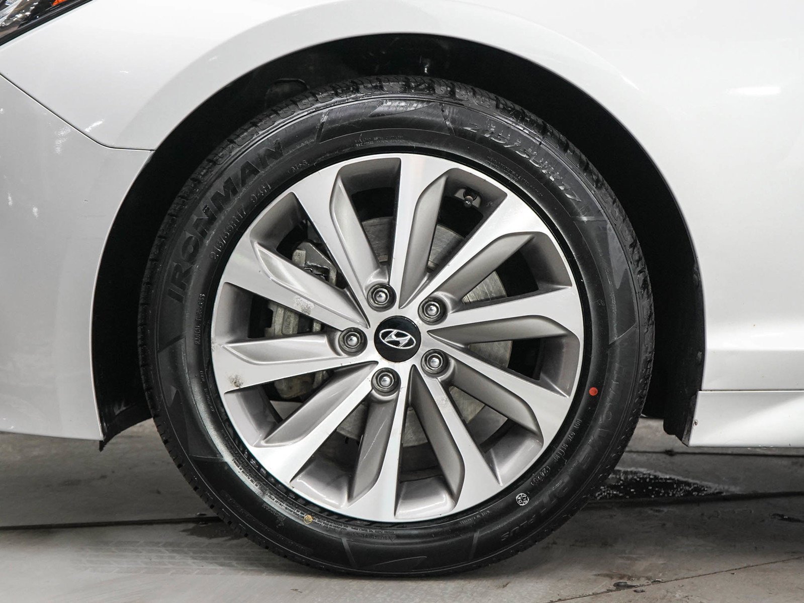Used 2015 Symphony Silver Hyundai 4dr Sdn 2.4L Sport image 29