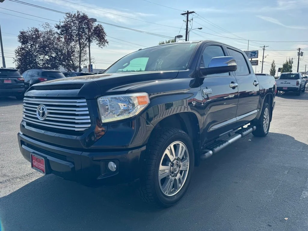 Used 2014 Black Toyota Platinum image 7