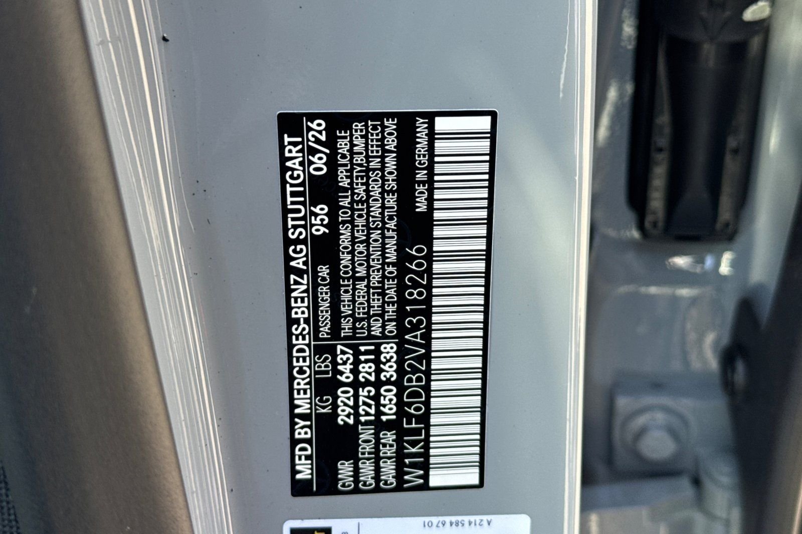 New 2027 MANUFAKTUR Alpine Grey Mercedes-Benz E 53 AMG® image 37