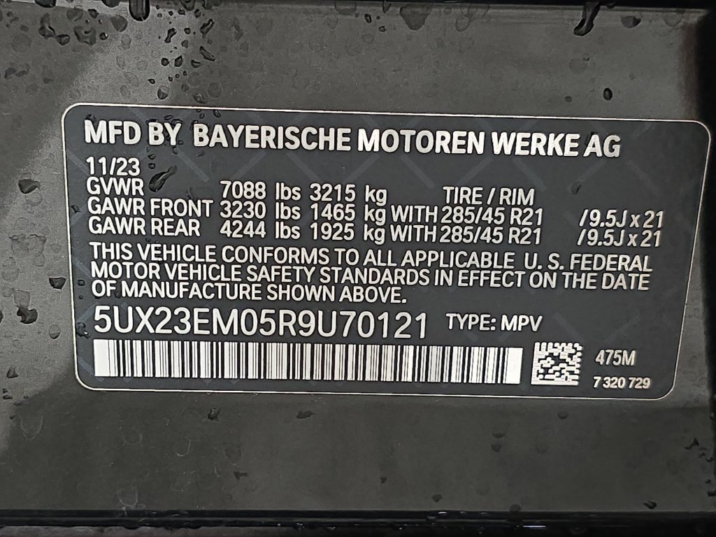 Used 2024 Black Sapphire Metallic BMW xDrive40i image 34