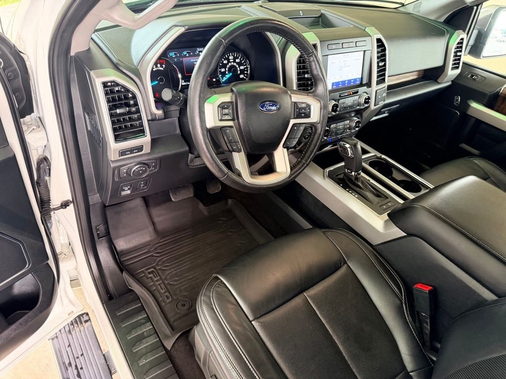 Used 2020 White Ford Lariat image 14