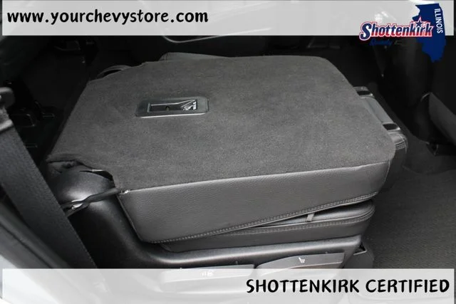 Used 2023 Silver GMC Denali image 19