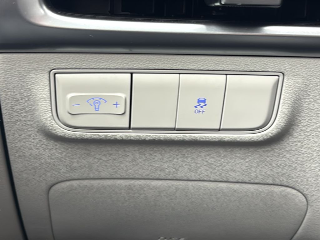 2025 Hyundai Tucson SE - Photo 29