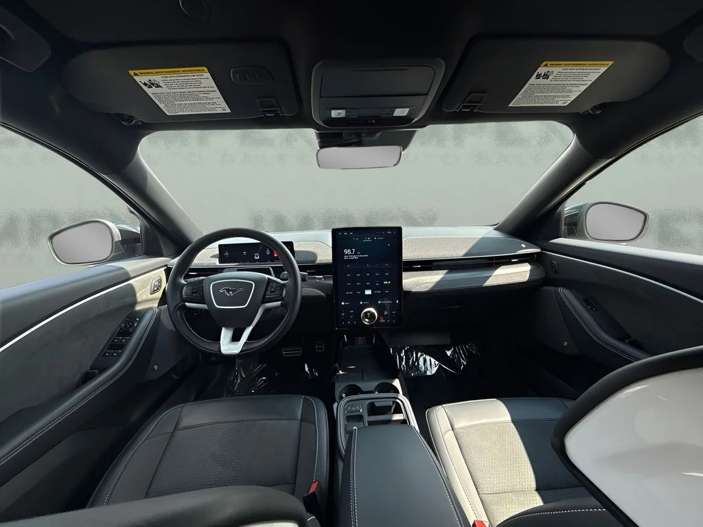 Used 2025 Beige Ford GT image 7