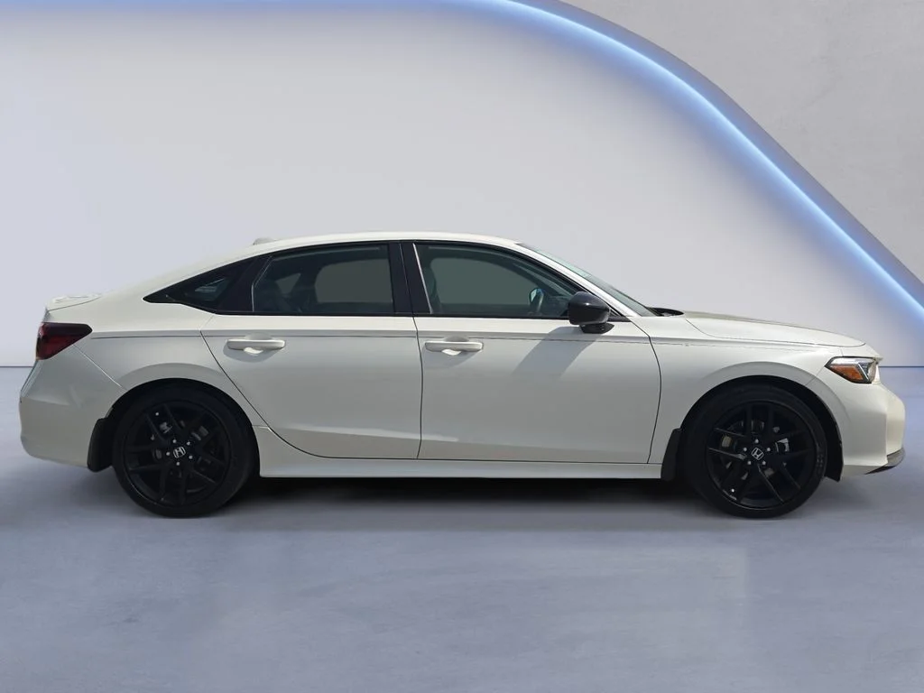 2025 Honda Civic Sport - Photo 6