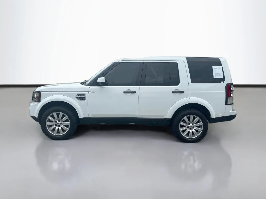 Used 2012 Fuji White Land Rover V8 image 8