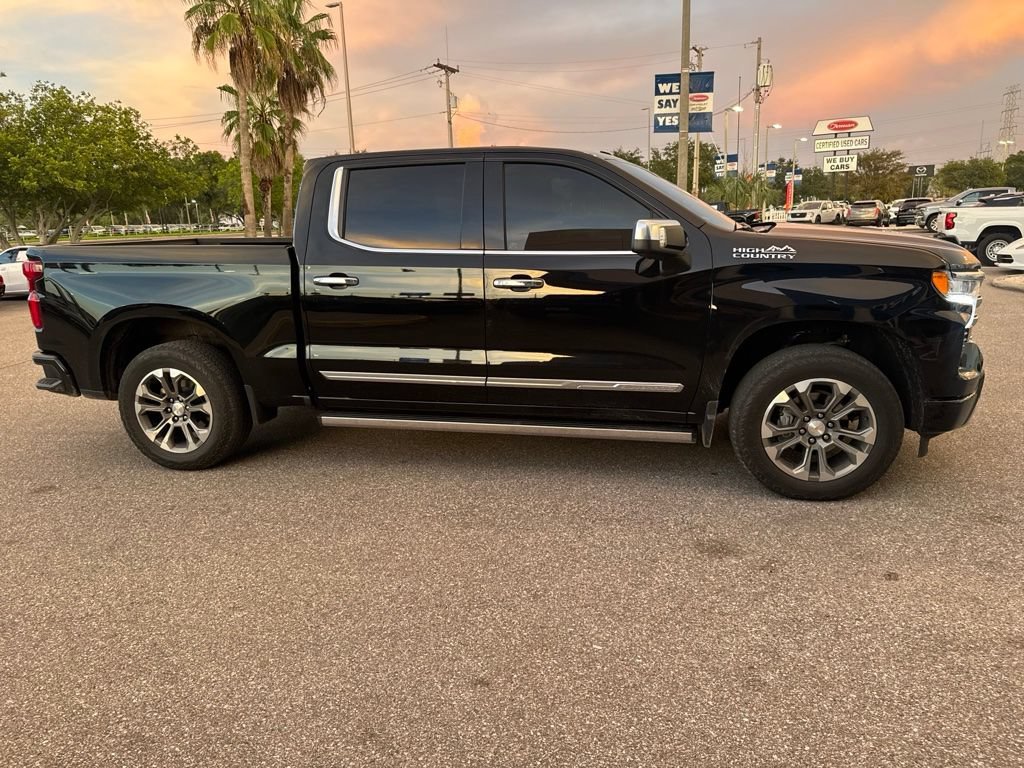 Used 2024 Black Chevrolet High Country image 4