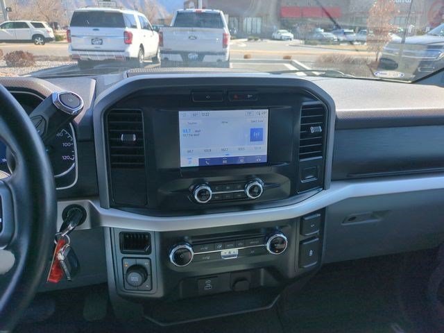 Used 2022 Oxford White Ford XLT image 24