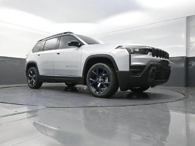 New 2026 Silver Zynith Clear-Coat Exterior Paint Jeep  image 18